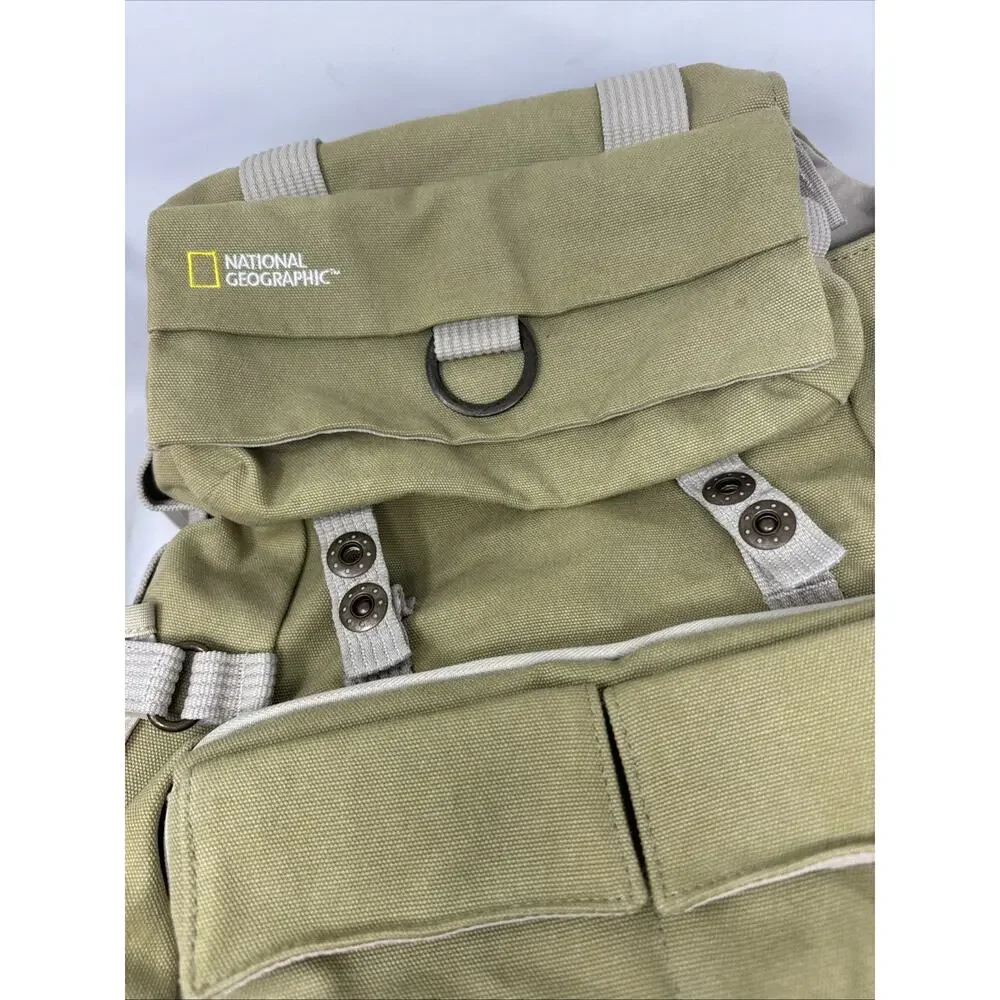 National Geographic NG 5162 Earth Explorer Medium Backpack